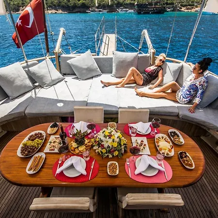 Barbaros Yachting Private Gulet 3 Cabins *