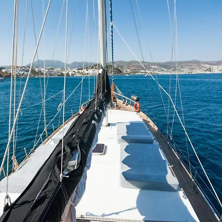 Barbaros Yachting Private Gulet 3 Cabins Bodrum